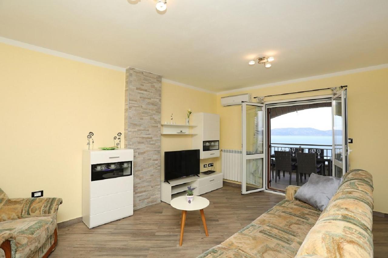 Apartamento Victory Ravni Exterior foto